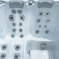 Мини спа-бассейн Wellis Manhattan Life Мини спа-бассейн Wellis Manhattan Life